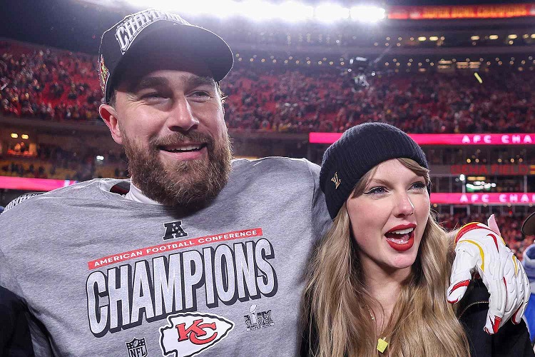 Travis Michael Kelce koristi GQ-lehden kantta vuonna 2025